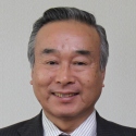 文化教育学部長　上野　景三