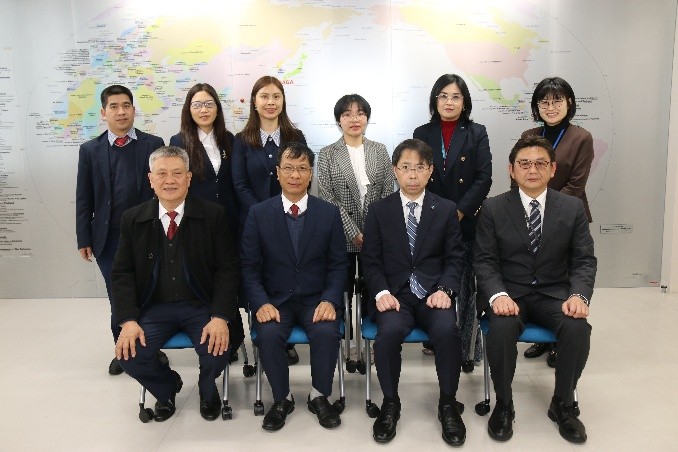 参加者全員で写真撮影