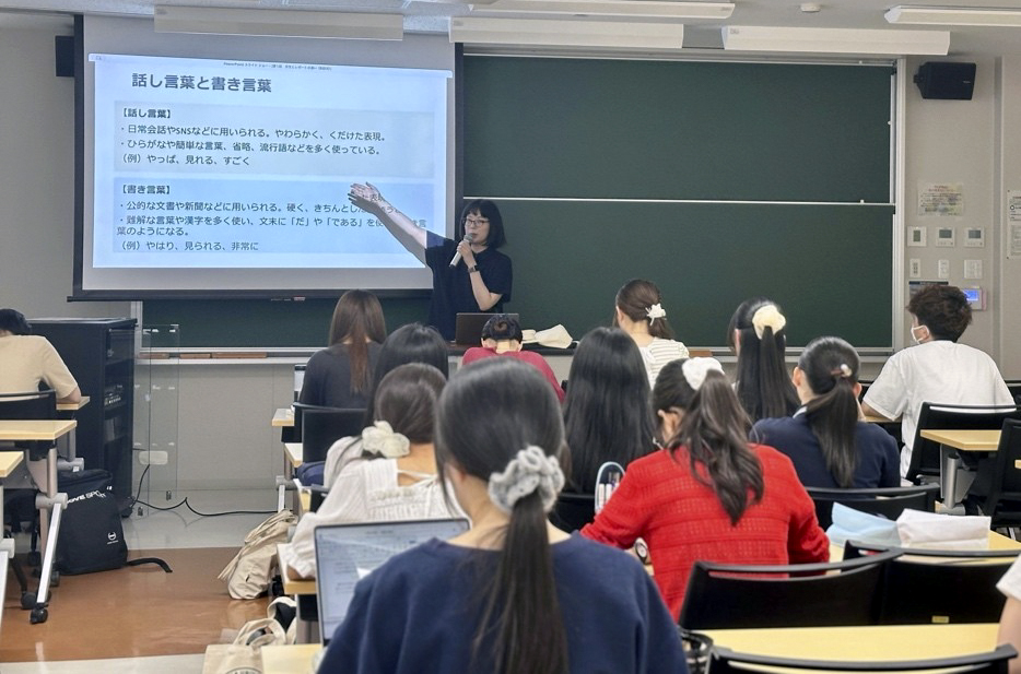レポートの書き方講座の様子
